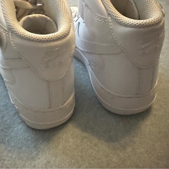 Nike Men’s Air Force 1 High '07 white size 8.5 - Picture 4 of 6